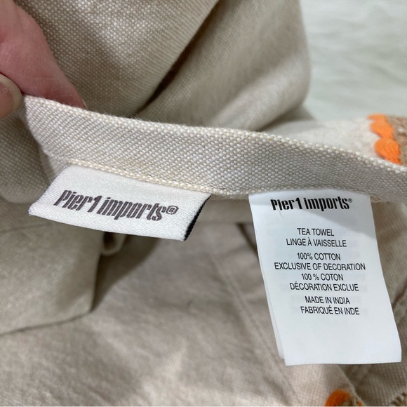 Pier 1 Easter Bunny Embroidered Tea Towel Tan Orange Green NWOT - Picture 6 of 7